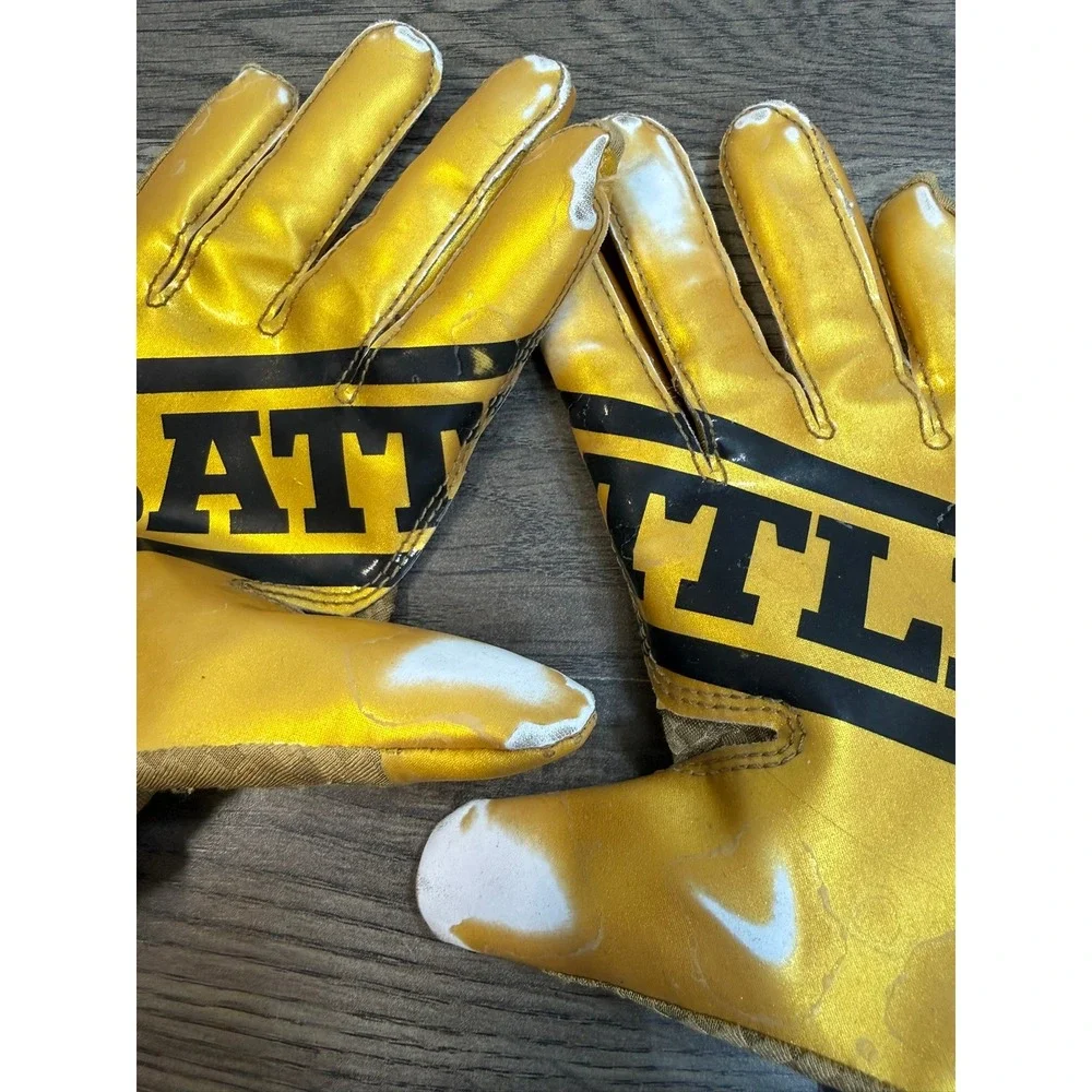 Battle Football Receiver Gloves Metallic Gold Black SFIA Certified Kids